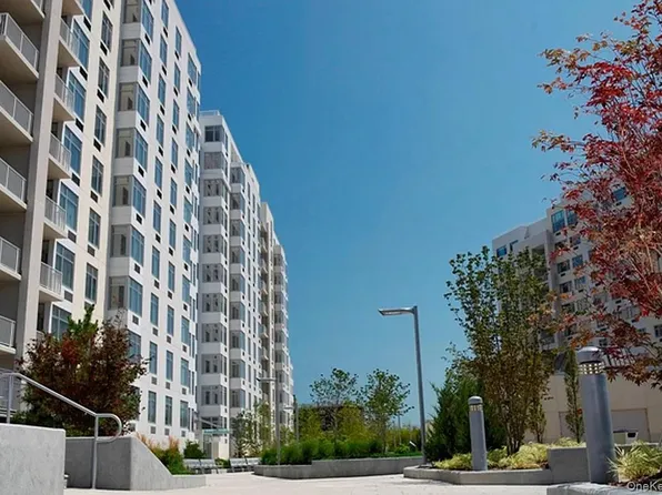 40-28 College Point Boulevard #1202, Flushing, NY 11355