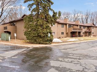 5445 Babcock Trl #N106, Inver Grove Heights, MN 55077