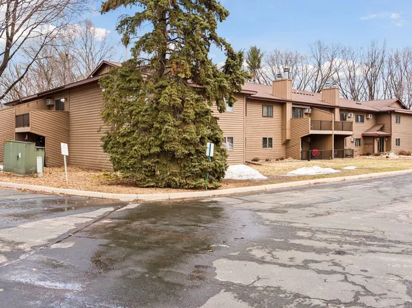 5445 Babcock Trl #N106, Inver Grove Heights, MN 55077