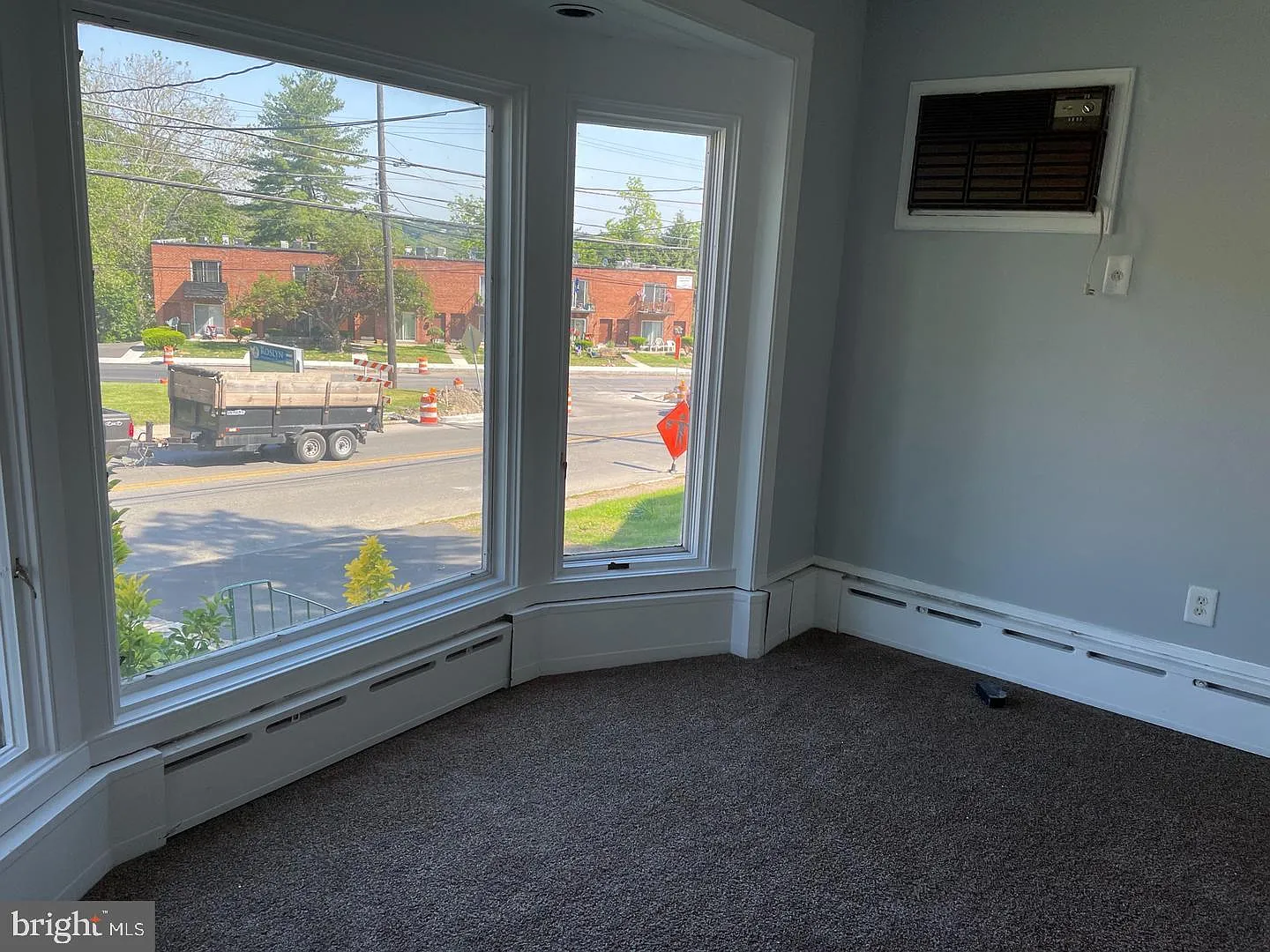 1 bed, 1200 sqft, $1,495 — Photo 4