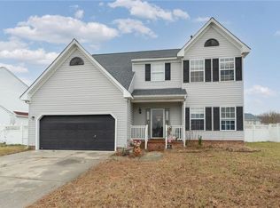 312 Big Pond Ln, Chesapeake, VA 23323