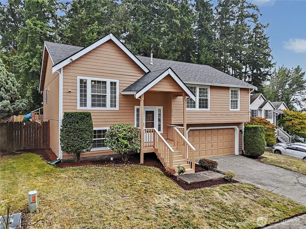 13519 20th Avenue Ct E, Tacoma, WA 98445