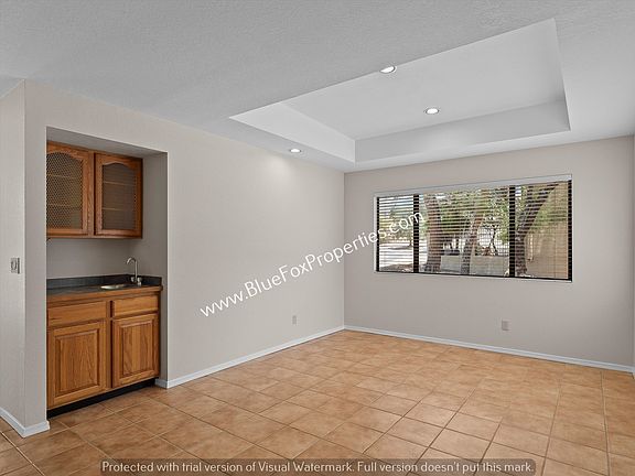 4th image of 811 E Camino Corrida