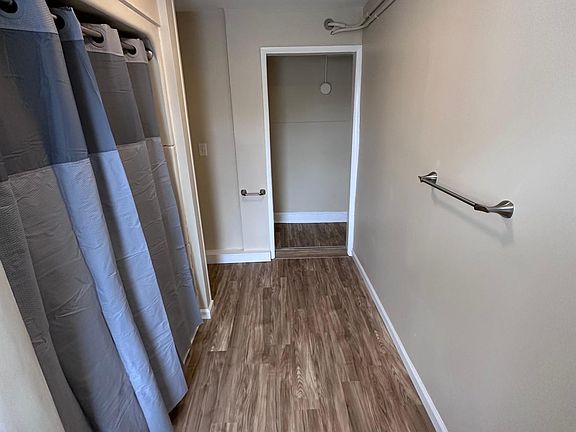 Common Area Bathroom 1