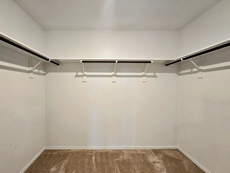 2828 Eppright Dr — Photo 9