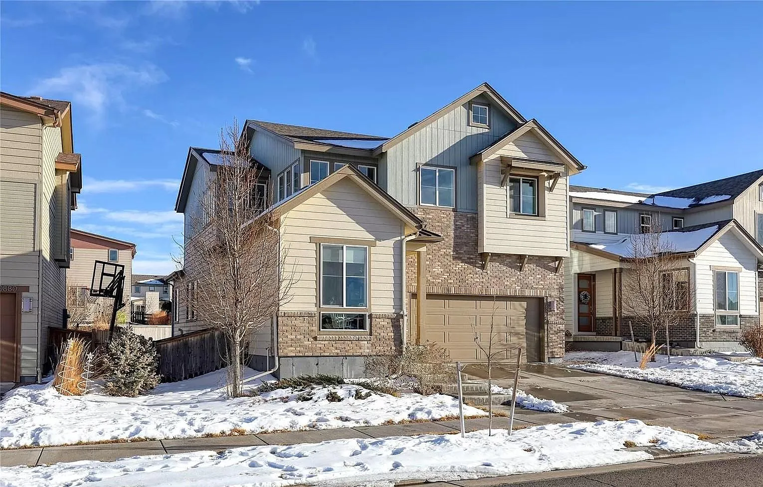 3 bed, 2944 sqft, $3,200 — Photo 1