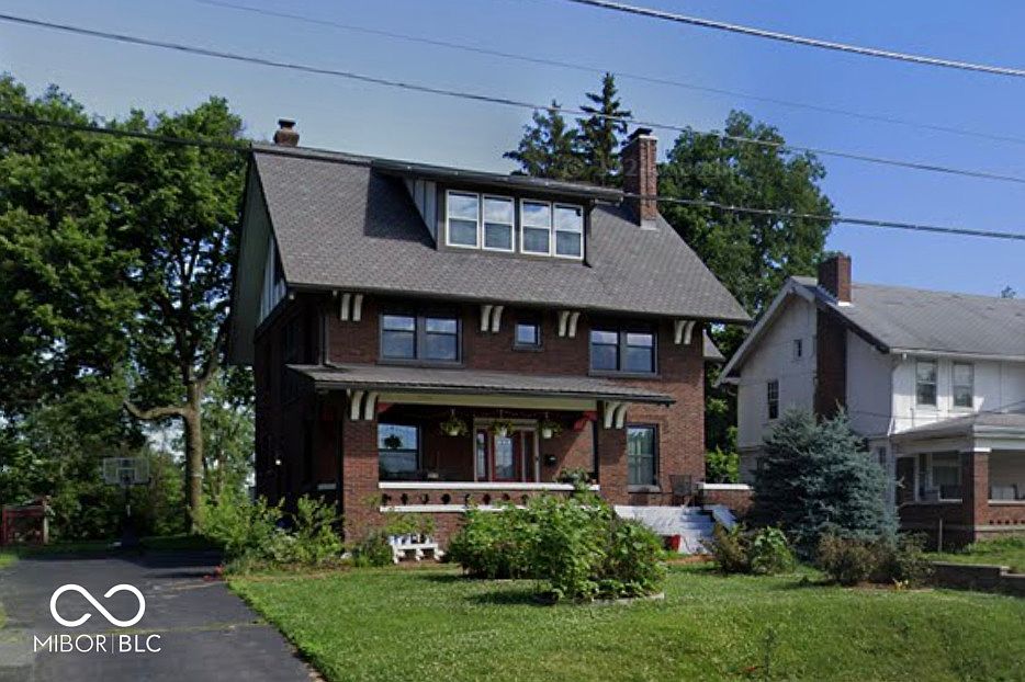 2nd image of 2716 Sutherland Ave
