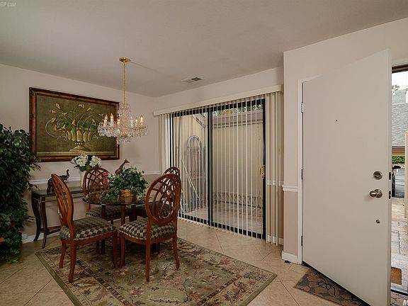 4th image of 500 Woodside Oaks APT 4