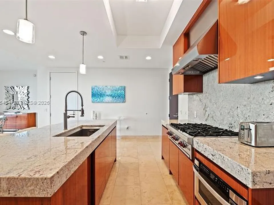 9705 Collins Avenue Cu #605N