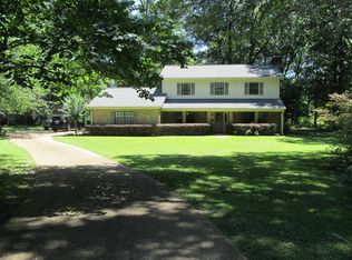 5117 Edinburg Rd, Vicksburg, MS 39180