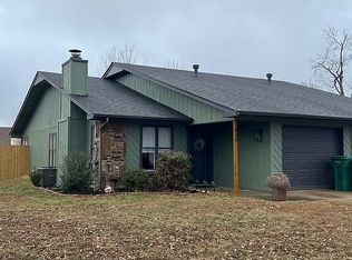 920-922 Turtle Creek Rd, Rogers, AR 72756