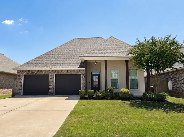915 Hackberry Dr, Bossier City, LA 71111