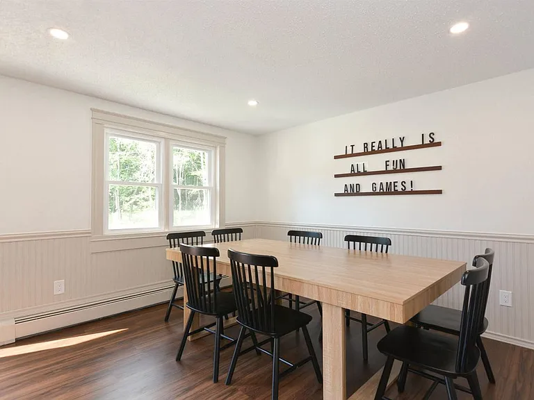 49 Academy Ave — Photo 6