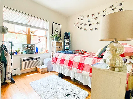 Rented by Bond New York | media 18