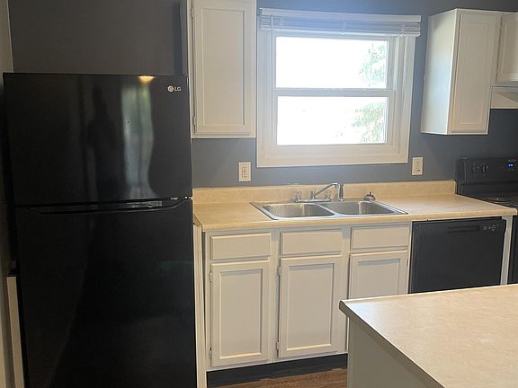 Updated black appliances