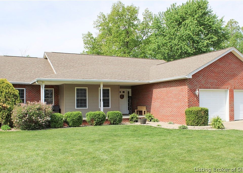 1st image of 1675 Twin Oaks Drive