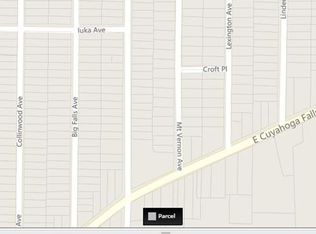 1054 Pitkin Ave, Akron, OH 44310