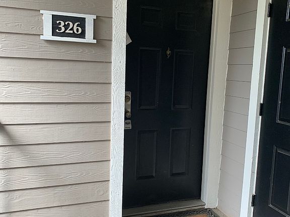 5th image of 10000 Gate Pkwy #326