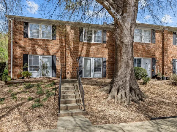103 Friar Ln, Carrboro, NC 27510