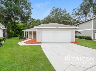 711 Harvard Ct, Eustis, FL 32726
