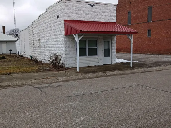 108 N Odon St, Elnora, IN 47529