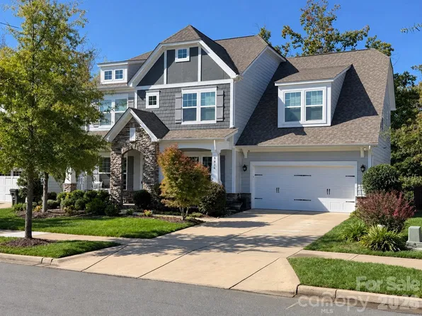 9836 Andres Duany Dr, Huntersville, NC 28078