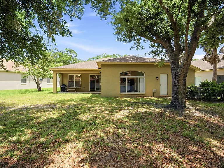 5912 Bramble Bush Ct — Photo 24