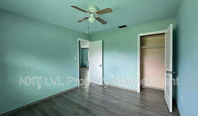 2095 Eloise Cir — Photo 7