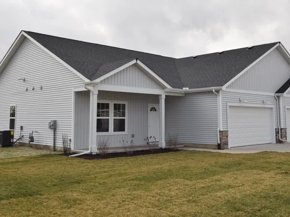 757 Blackstone Ct, Kouts, IN 46347