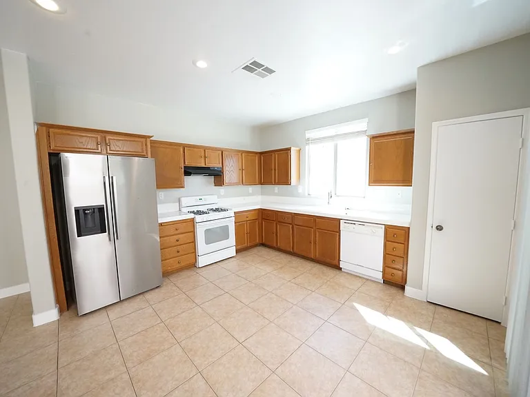 9941 W Diablo Dr #163-30-010 — Photo 14