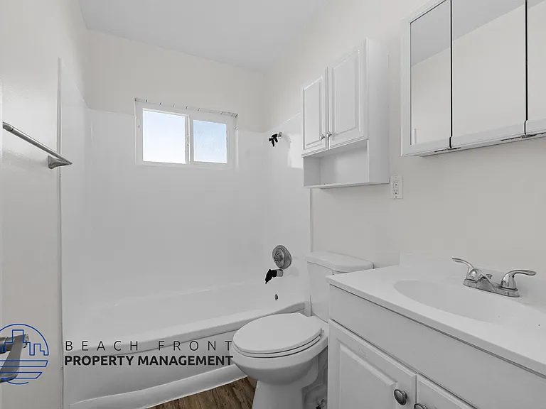 12417 Benedict Ave. — Photo 20