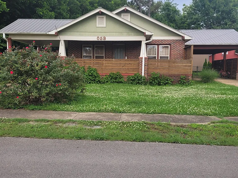 59 Maple St — Photo 1