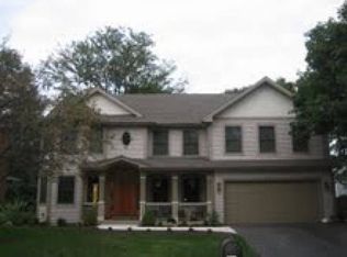 2218 Plumtree Dr, Naperville, IL 60565