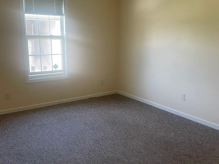 210 Hardin St #10 — Photo 8