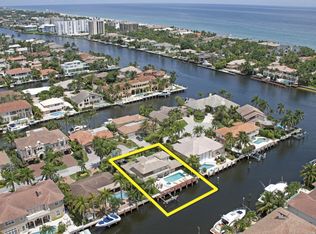 950 Hyacinth Dr, Delray Beach, FL 33483