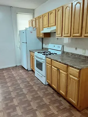 Rented by Sally Raia LLC | media 17