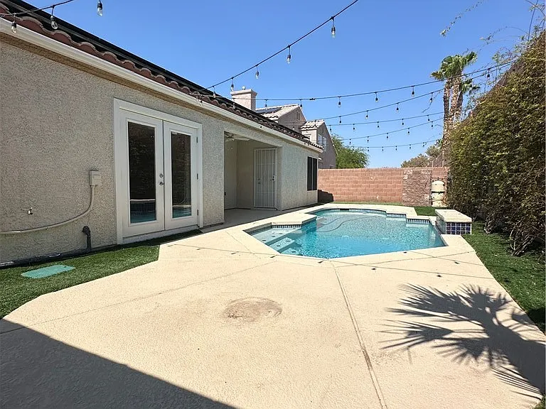 1515 Emerald Peak Ave — Photo 26