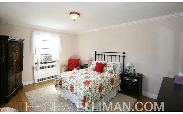 Sold by Douglas Elliman | media 6