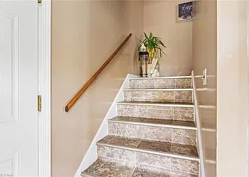 2 bed, 900 sqft, $1,300 — Photo 4