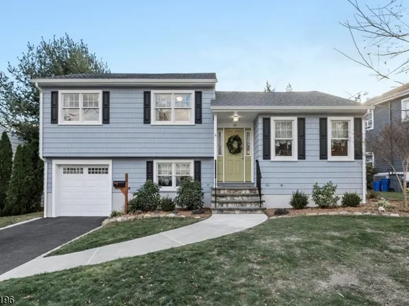 18 Elmbrook Pl, Bloomfield Twp., NJ 07003