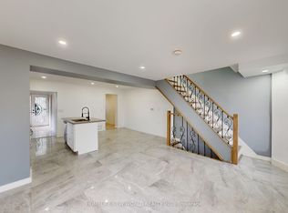 11 Maple St, Oshawa, ON L1H 2L6