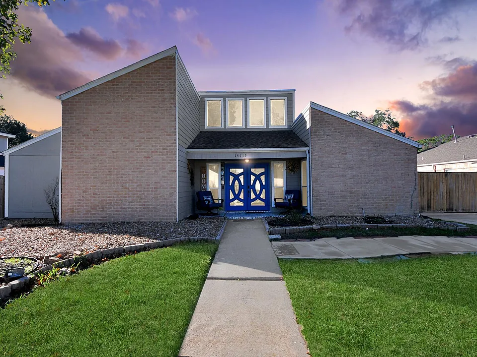 15715 Creekhaven Dr