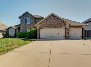 1382 S Cumberland Avenue, Republic, MO 65738