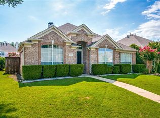 10416 Harris Ct, Irving, TX 75063