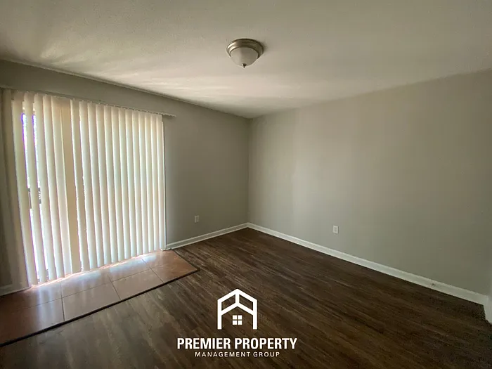 4040 Sandburg St — Photo 13