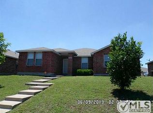2929 Amber Waves Ln, Lancaster, TX 75134