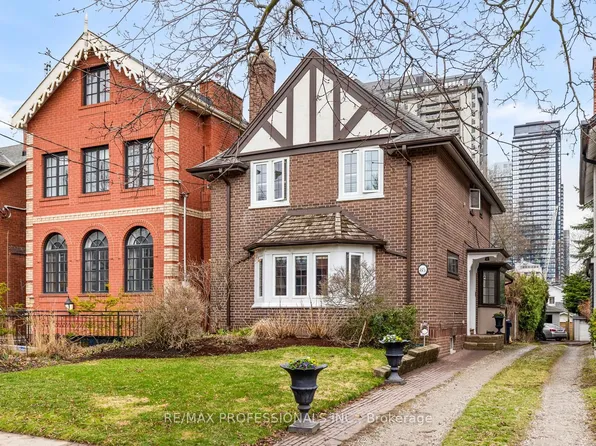 85 Sherwood Ave, Toronto, ON M4P 2A6