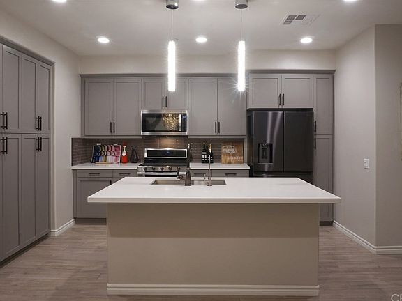 3rd image of 11042 Excelsior Dr Unit B