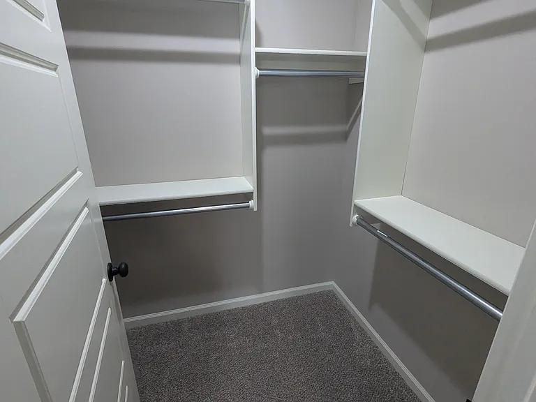 3421 W Angel St — Photo 7