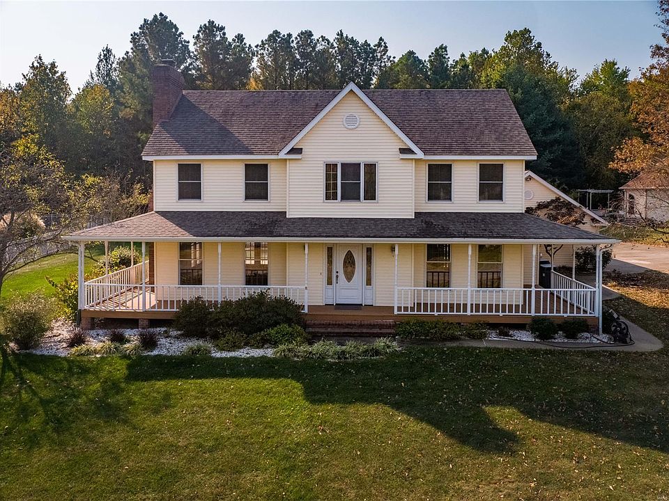1st image of 303 Arbor Dr